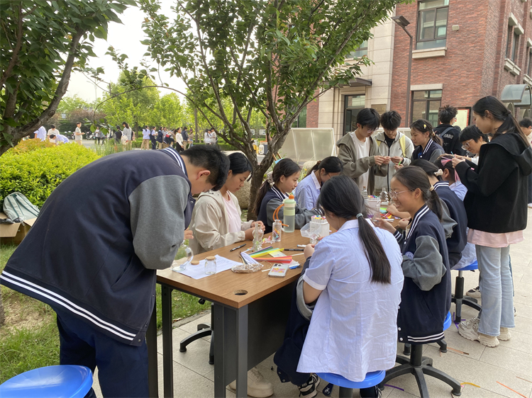 圖片8：手繪“能量瓶”.jpg