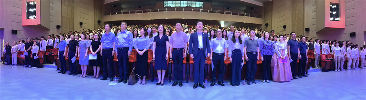 圖片1：升國(guó)旗、奏唱國(guó)歌.jpg
