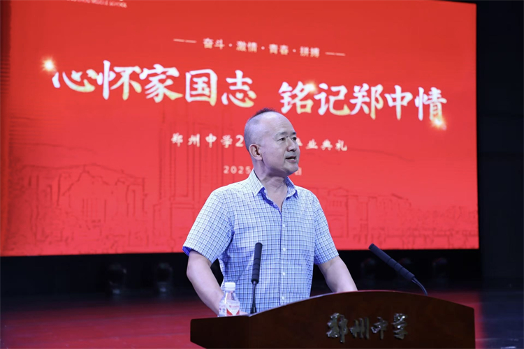 圖15：家長(zhǎng)代表發(fā)言 .jpg